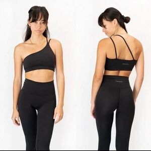 Paragon Naked Balance sports bra. Black.
Asymmetrical one shoulder- Medium